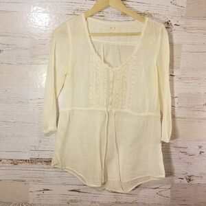 Aerie lightweight cream blouse
